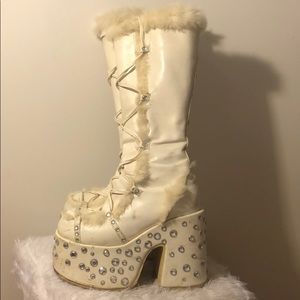 Demonia Platform Boots 7